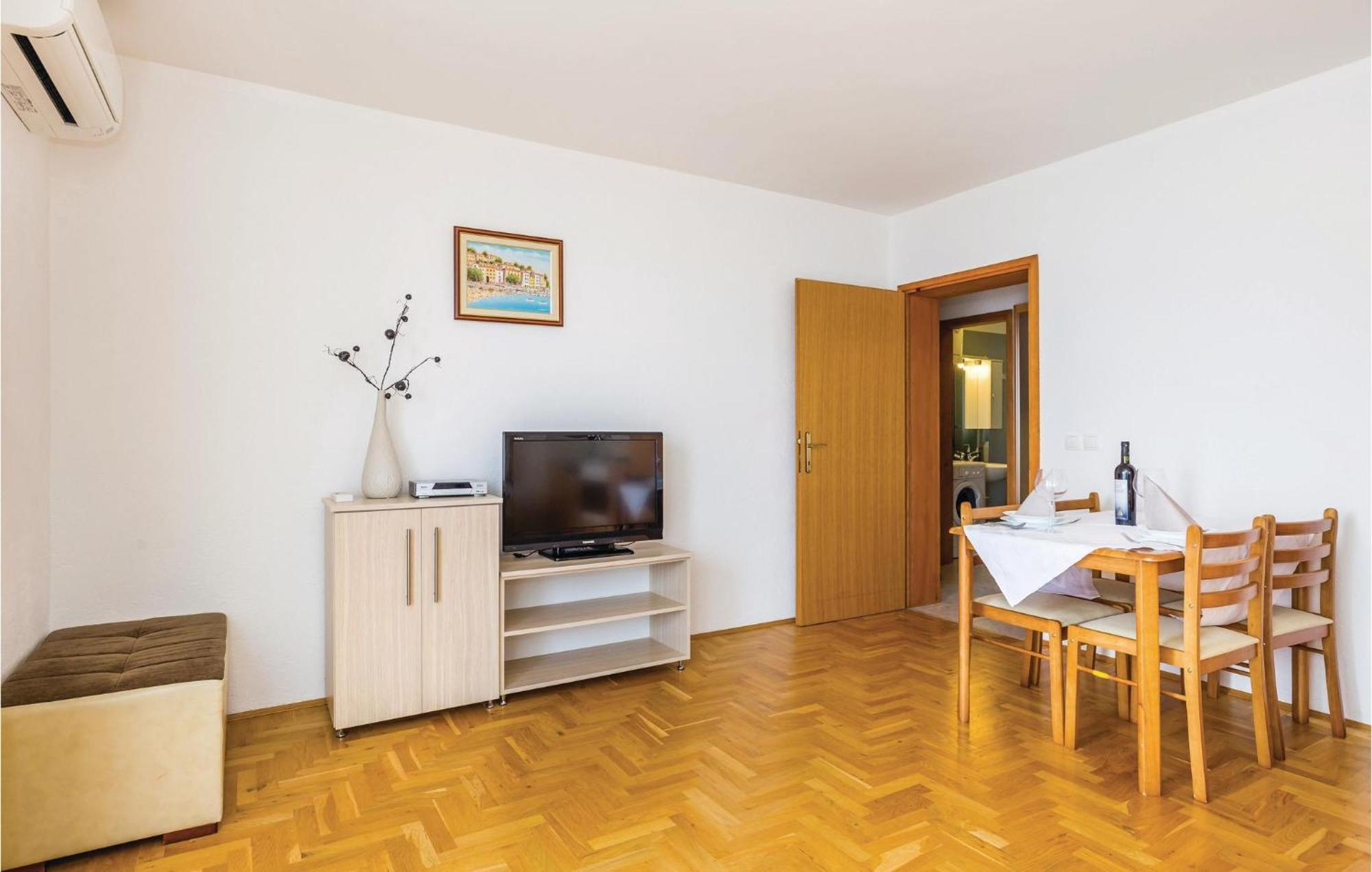 Stunning Apartment In Mošćenička Draga 외부 사진